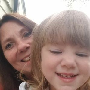 Meet your Posher, Elayne